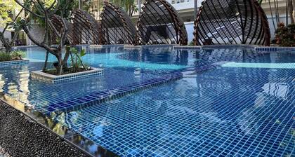 One Bedroom at hua Hin Main Downtown With 5 Mins Walk To Beach
