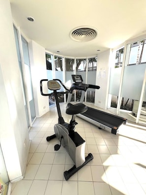 Apartamento, 1 quarto, acessível, sacada | Sala de fitness