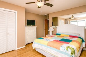 4 bedrooms - Fancy Free - Oceanfront 4 BR. (Surf City)