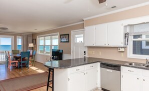 Mikrowelle, Geschirrspüler