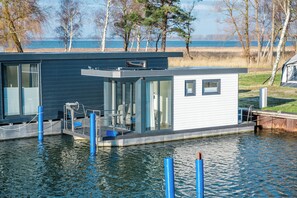 Front of property - Marina Martinshafen (Sagard)