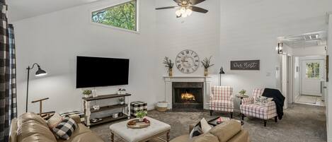 Televisor intel·ligent i llar de foc