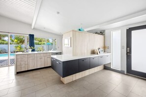 Rumah | 3 kamar tidur dan internet