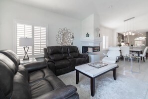 3 bedrooms, Internet - The Elemental Retreat- Pool Spa and Sauna (La Quinta)