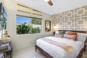 3 chambres, fer et planche à repasser, Wi-Fi, draps fournis