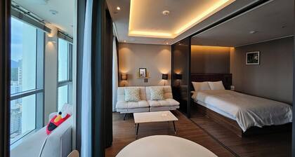 Elbon the stay - Bona Together