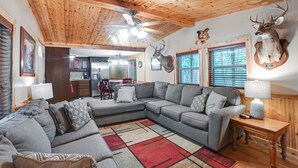 บ้านพัก (4 Bedrooms) | ภายใน