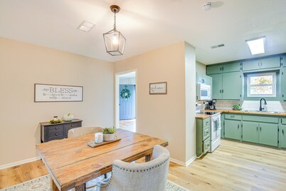 15 Mi to La Cygne Lake: Peaceful Ranch Home