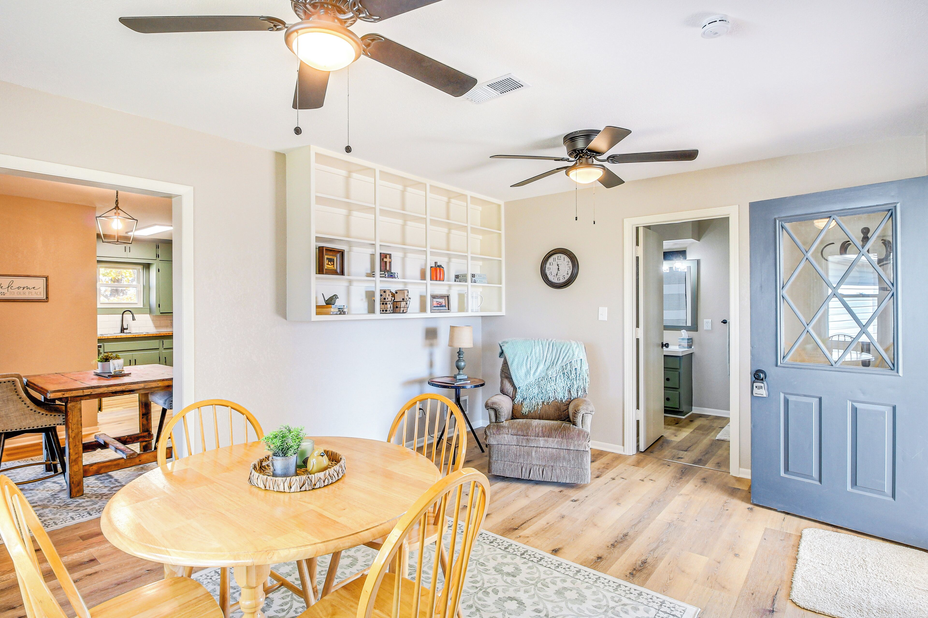 House (2 Bedrooms) | Interior