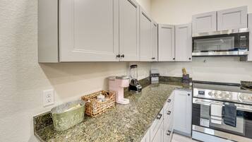 Rumah (2 Bedrooms) | Interior