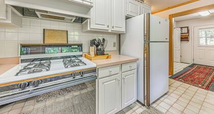 < 1 Mi to The Lodge: Cloudcroft Home w/ Fireplace