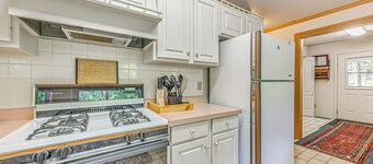 < 1 Mi to The Lodge: Cloudcroft Home w/ Fireplace