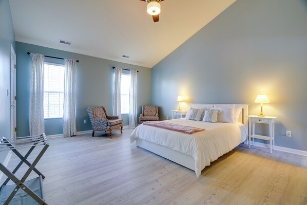 House (Multiple Bedrooms) | Interior