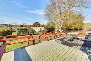 House (4 Bedrooms) | Interior - 4 Mi to Beach: Furnished Deck at Waterford Home! (Waterford)
