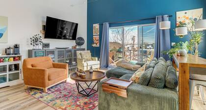 < 2 Mi to Dtwn Reno: Luxe Midtown Gem w/ Patio
