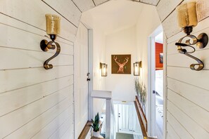 Cottage (3 Bedrooms) | Interior
