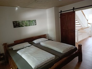 1 habitación, cuna de viaje, wifi y ropa de cama