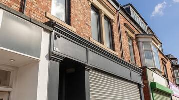 Huoneisto | 4 makuuhuonetta