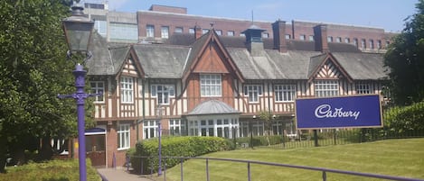 Apartment | 1 bedroom, desk, Internet