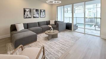 Apartment | 4 bedrooms, Internet