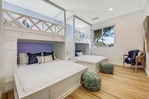 House | 6 bedrooms, Internet - WOW The Hamptons Pickleball Massive Pool Slide (Indio)