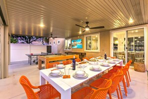 House | 6 bedrooms, Internet - WOW The Hamptons Pickleball Massive Pool Slide (Indio)