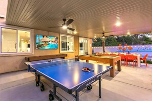 House | 6 bilik tidur, Internet 