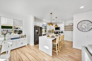 6 bedrooms, Internet - WOW The Hamptons Pickleball Massive Pool Slide (Indio)