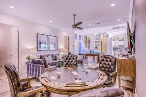 House | 8 bedrooms - The Royal Bahamian- Pickleball Golf Sleeps 20 (Indio)