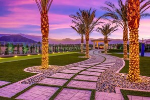 House | 8 bedrooms - The Royal Bahamian- Pickleball Golf Sleeps 20 (Indio)