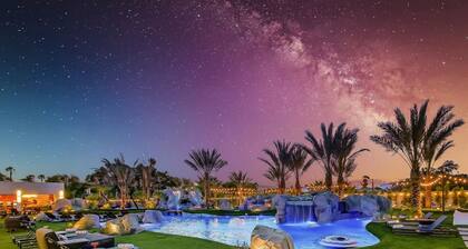 Lazy River Resort Theater Pickleball Game RM