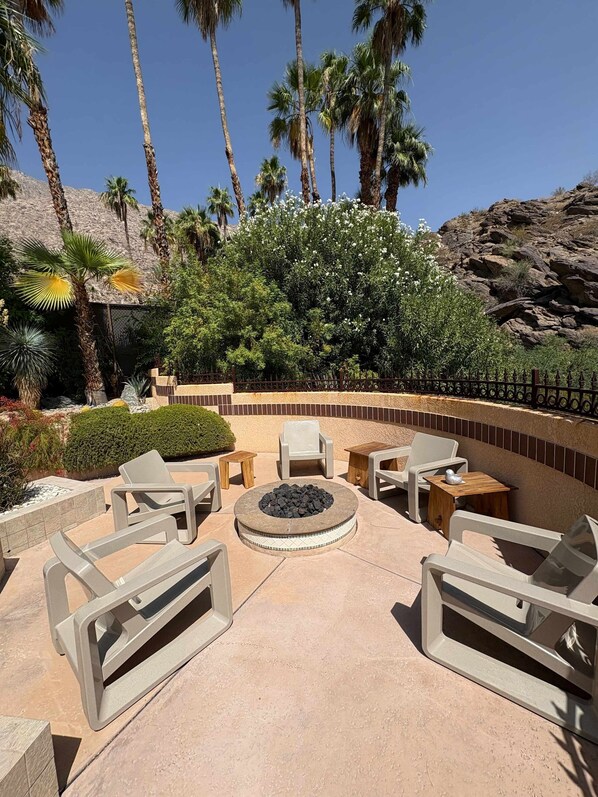 House | 5 bedrooms, Internet