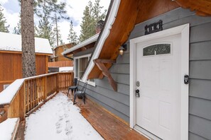 House | 2 bedrooms, Internet - Quail Drive 2 Bdrm 1 Bath Modern Cabin Hot Tub (Big Bear Lake)