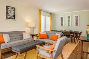 House | 3 bedrooms, Internet - Relax at the 3BR Tranquil Oasis in Palm Springs (Palm Springs)