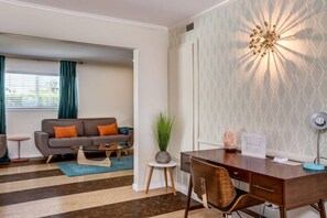House | 3 bilik tidur, Internet 