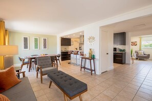 House | 3 bedrooms, Internet - Relax at the 3BR Tranquil Oasis in Palm Springs (Palm Springs)