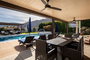 House | 4 bedrooms, Internet - Movie Colony Oasis - Peaceful Walk to Downtown (Palm Springs)