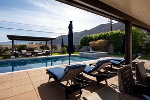 House | 4 bedrooms, Internet - Movie Colony Oasis - Peaceful Walk to Downtown (Palm Springs)