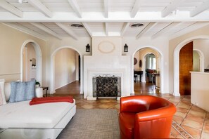 4 bedrooms, Internet - Movie Colony Oasis - Peaceful Walk to Downtown (Palm Springs)