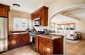 4 bedrooms, Internet - Movie Colony Oasis - Peaceful Walk to Downtown (Palm Springs)