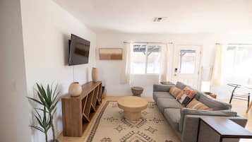 House | 3 bedrooms, Internet