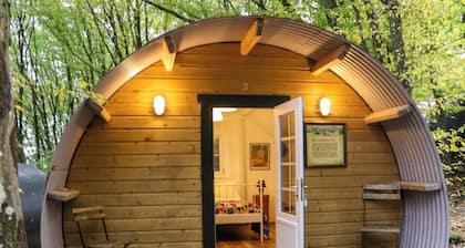 BALLYBEG POD 10, family friendly in Tinahely, County Wicklow