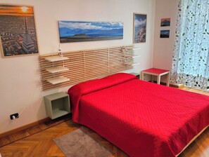 1 bedroom, iron/ironing board, WiFi, bed sheets - The Dream Hunter: comfort and taste in a quiet, well-served area. (Torino)