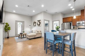 Interior - Chic & Homey 3BR Close to Downtown (Austin)