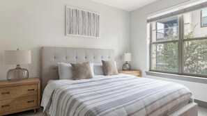 2 bedrooms, desk, iron/ironing board, WiFi - Landing | Modern 2BD, Clubhouse, Pool (McKinney)