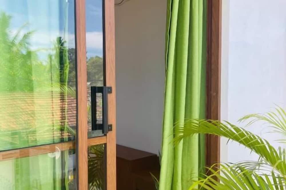 Randon Resort Mirissa