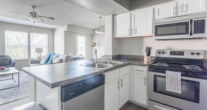 Landing at Scissortail Crossing - 1 Bedroom in ...