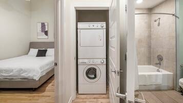 1 chambre, bureau, fer et planche Ă repasser, Wi-Fi