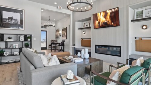 Landing | Modern 2BD, Gym, Clubhouse