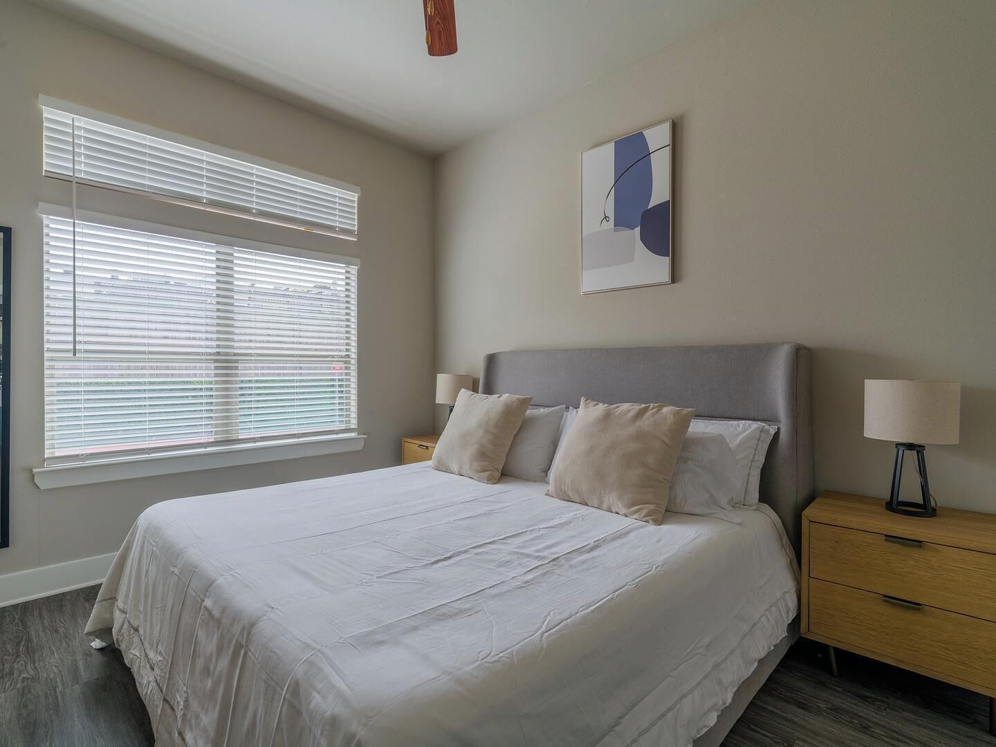 1 bedroom, desk, iron/ironing board, Internet